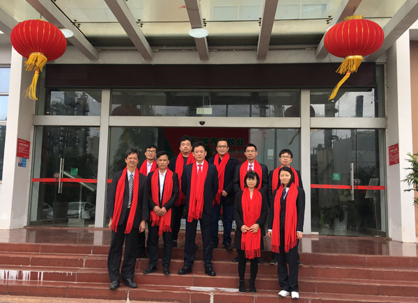 千秋偉業(yè)添錦繡 萬里鵬程展宏圖 —— 常青樹舞獅獻(xiàn)瑞賀新春，歡天喜地迎開工！