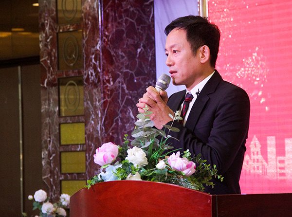 不負(fù)韶華，砥礪奮進(jìn)，共筑青春夢(mèng)，活力常青樹(shù)